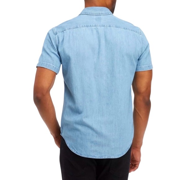 Levi’s Chambray Short Sleeve Button Up Shirt Medium - Picture 2 of 6